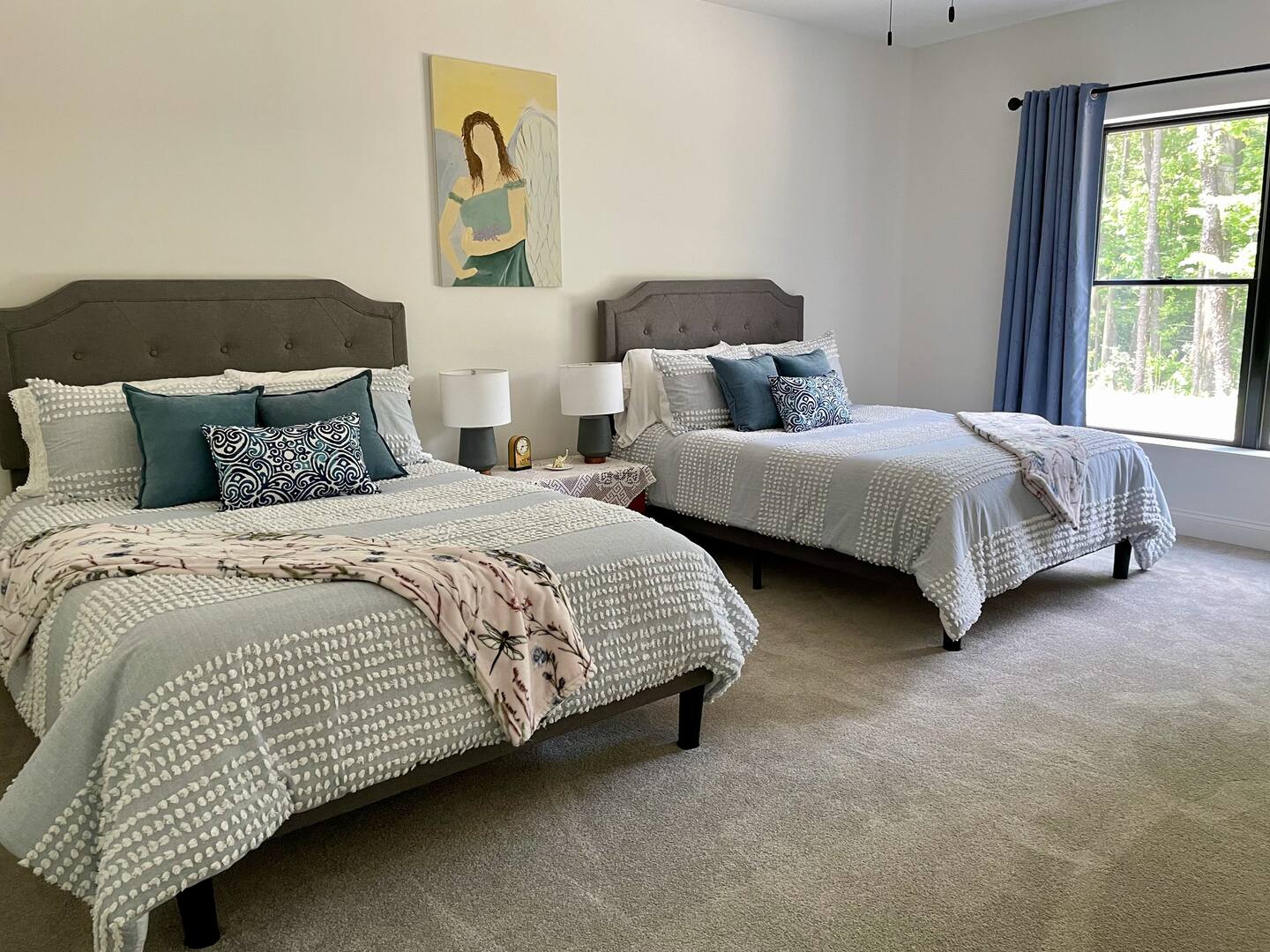 006bb5f5 ac0b 45e4 a408 b282844cd73e