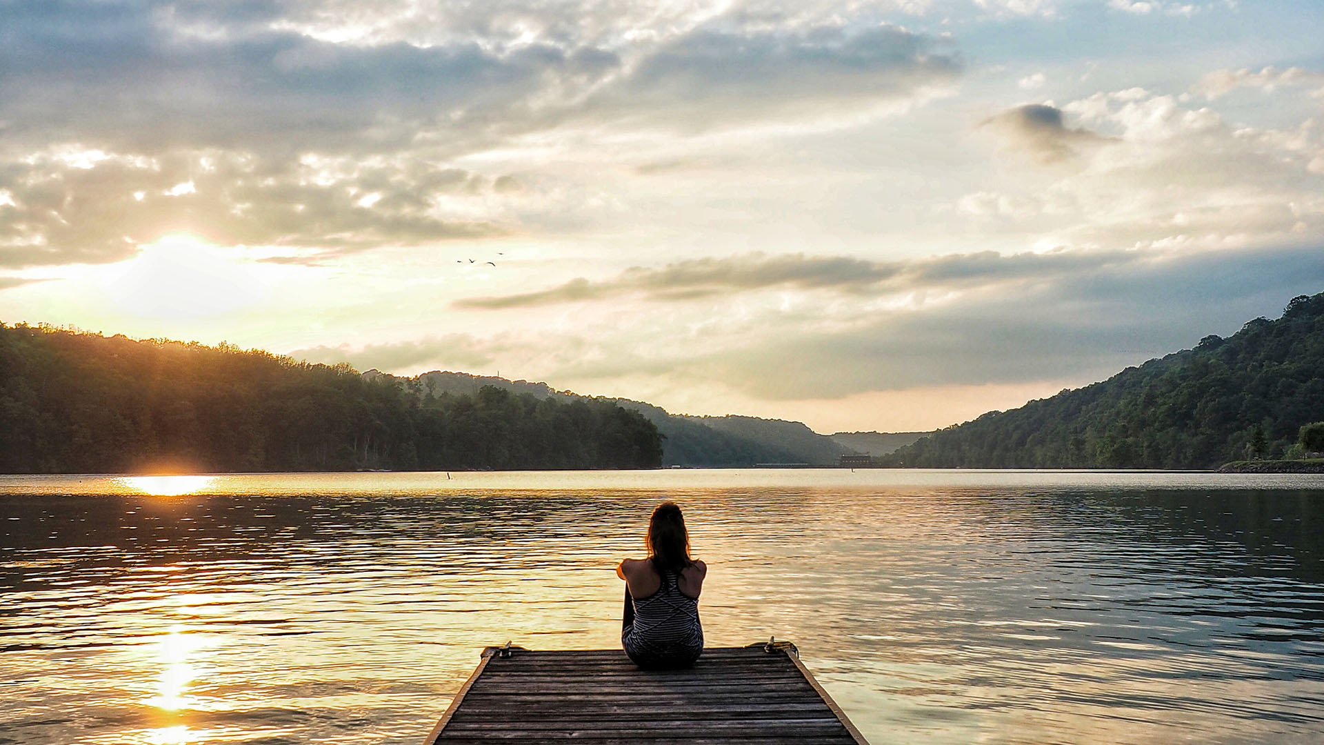 background-image-header-summer-escapes