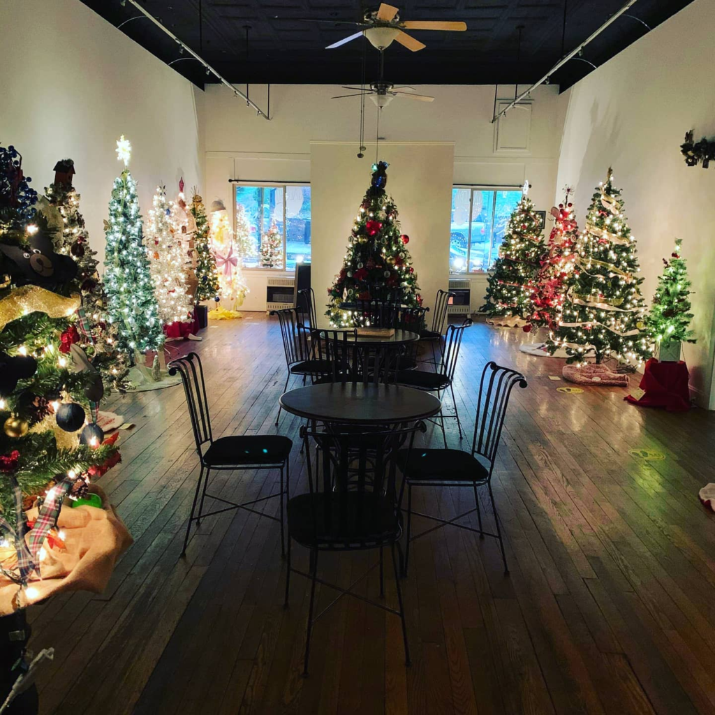 gallery62west-Instagram-3205-ig-17869095716128105-1-1024×1024