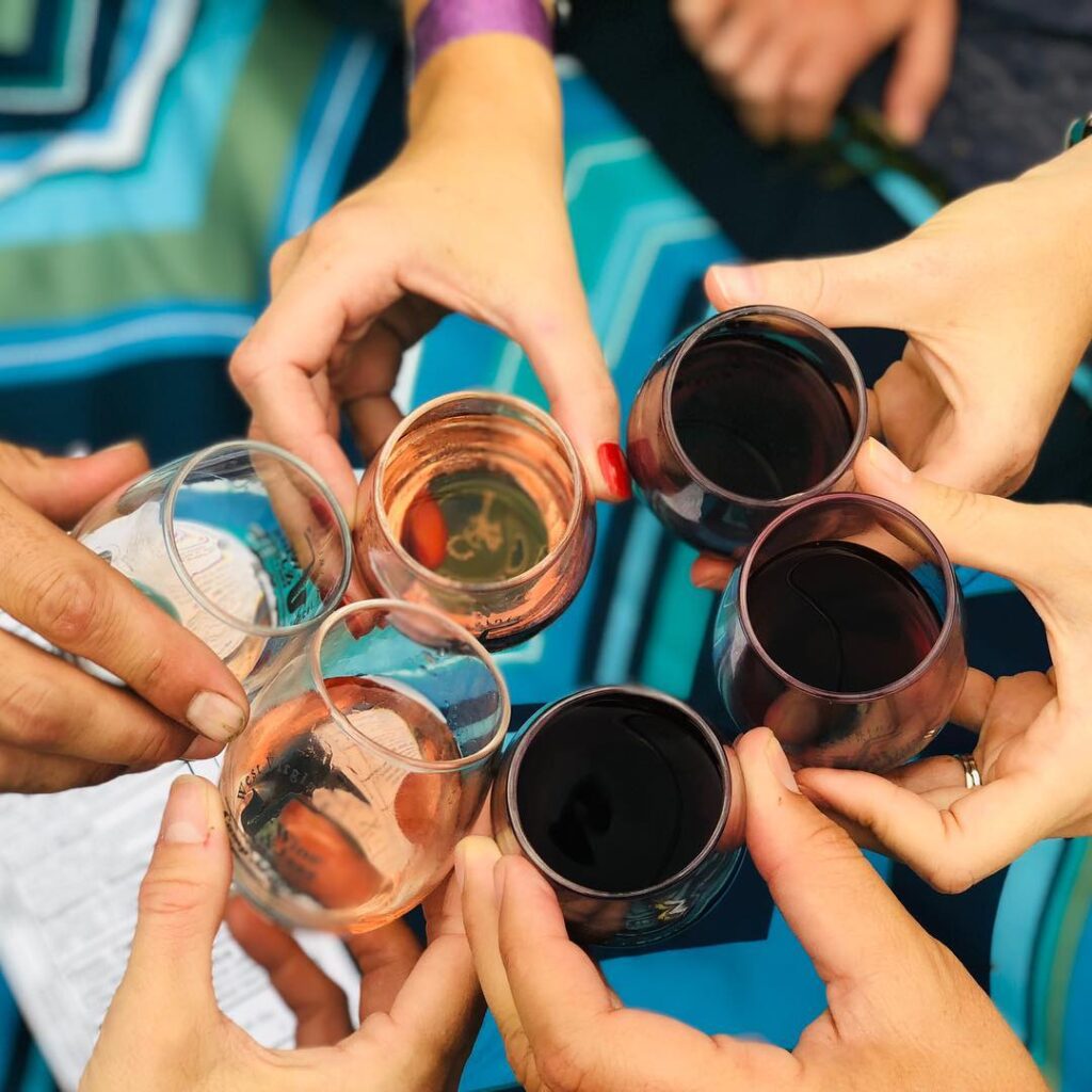 shan_donati-Instagram-3205-ig-1869959048487365380-3-1024×1024