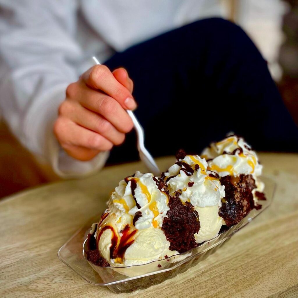 275407328 989902781616395 4779332207954232239 n 1024x1024 1