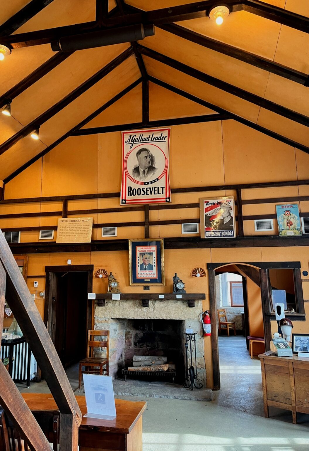 329109846 735638678006653 2000508337435329698 n 1055x1536