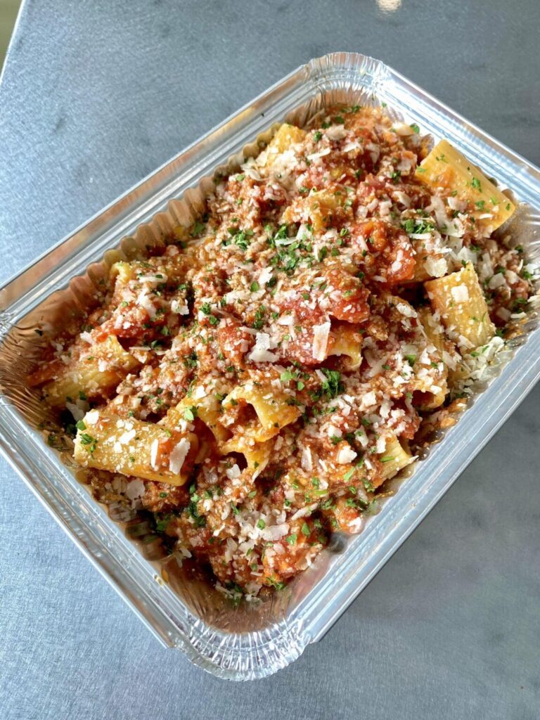 421442555 393135496567606 8209376447226665317 n 1152x1536 1 768x1024