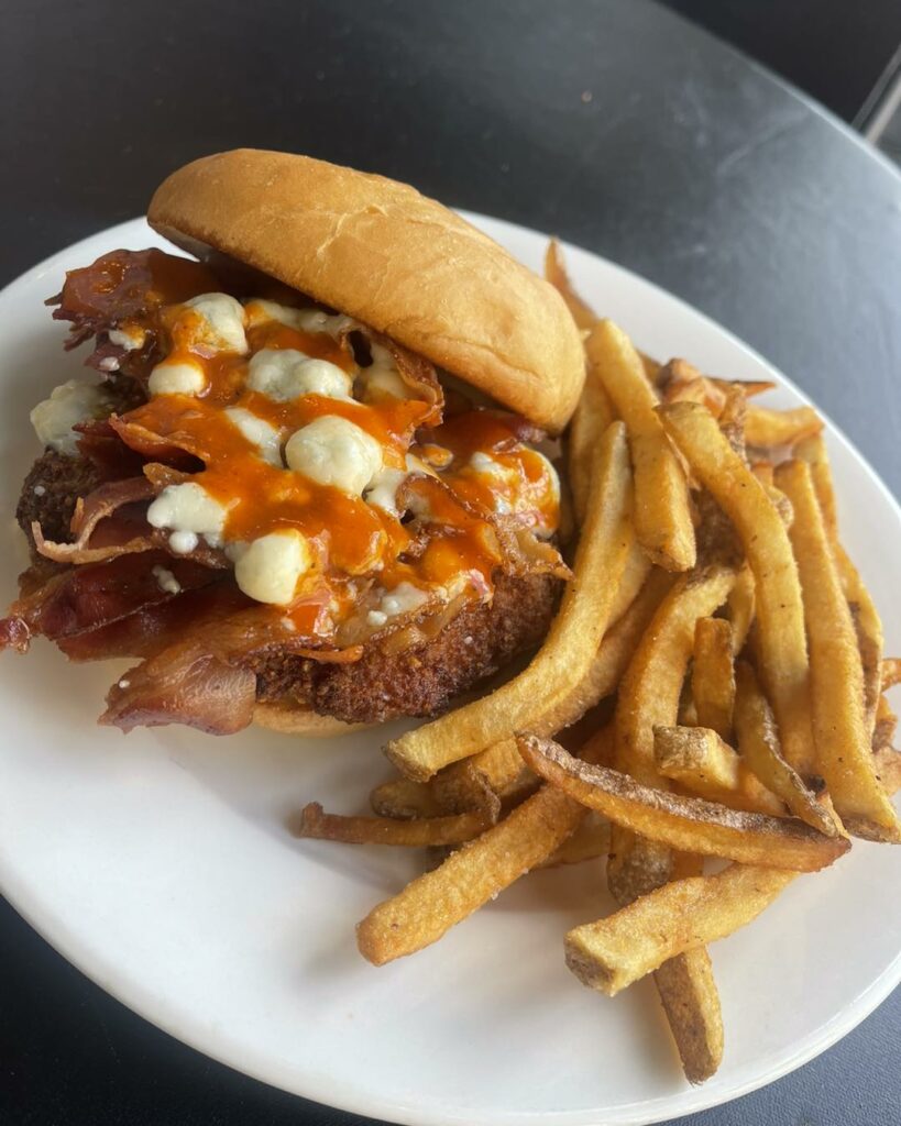 440571597 927398122727110 1157553246178916912 n 819x1024 1