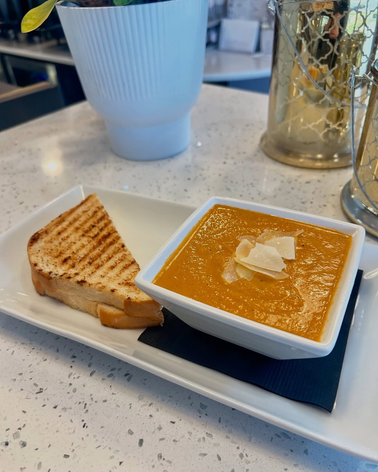 482089297 18496277875008926 4036466347407317073 n 1229x1536