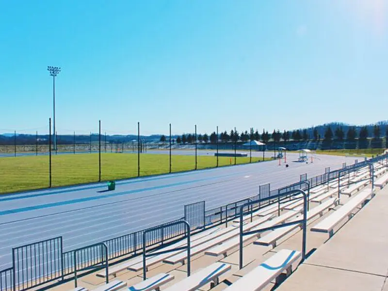25-track-field1 ""
