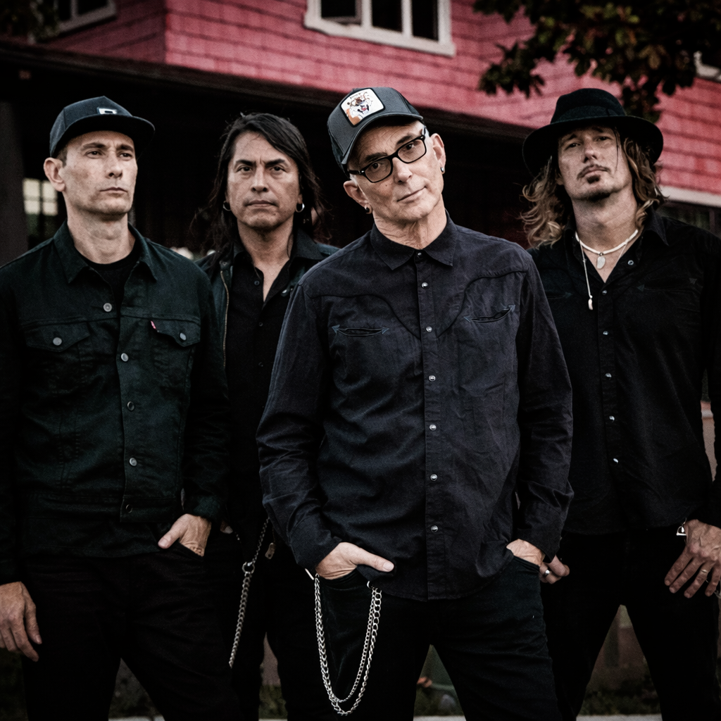 Everclear-2024_Pink-House_Brian-Cox-Photo_17MB_Square